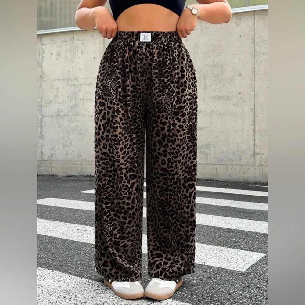 Leopard Print Boxer Vibe Wide-Leg Pants - Picture 5 of 15